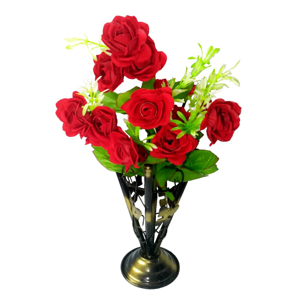 Iron Vase with Rose bunch (1 Piece) only in Bigswipe